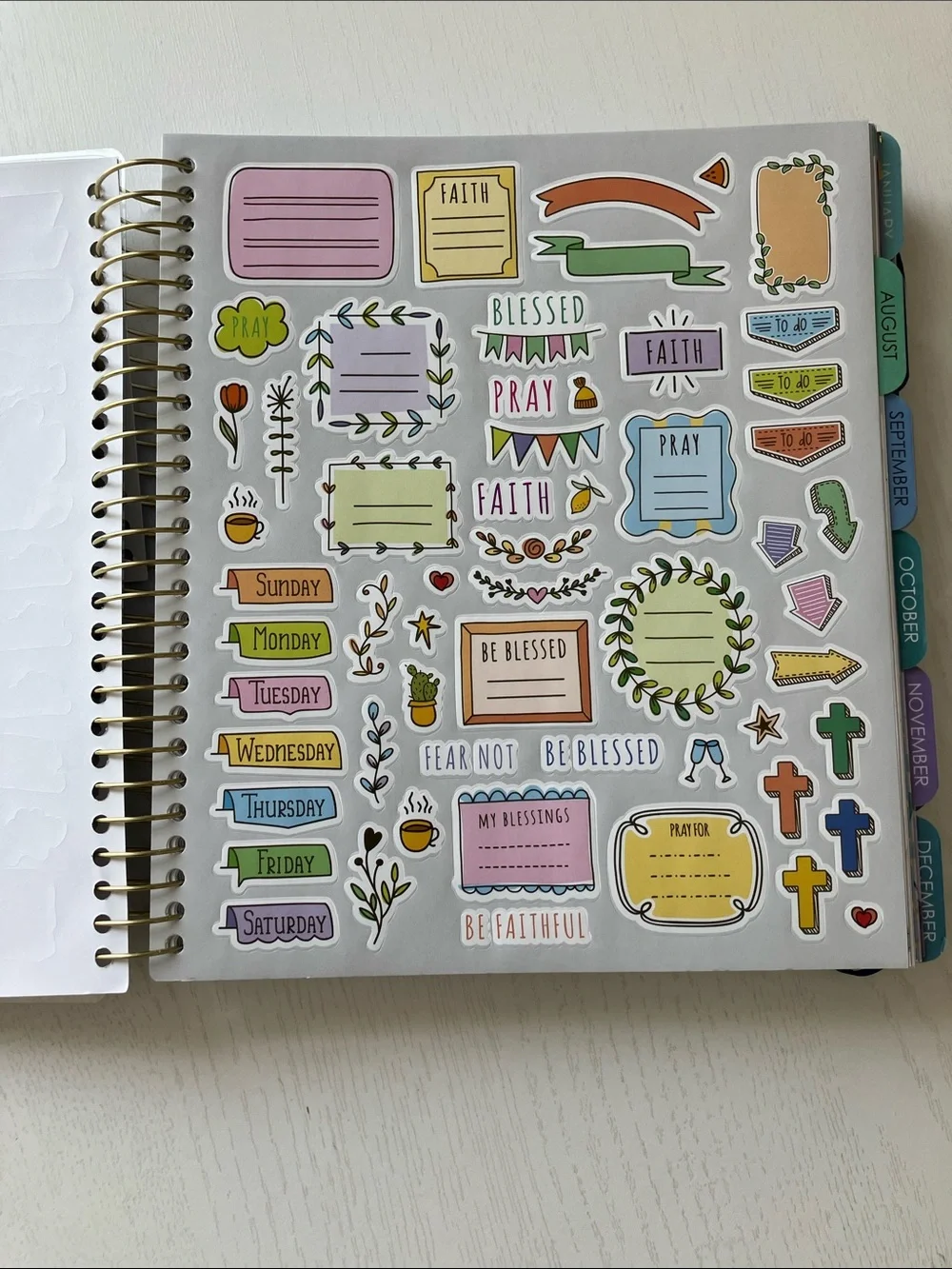The Creative Expert 17 Month Planner-Rejoice In The Lord Always 8/26-12/27 NWT